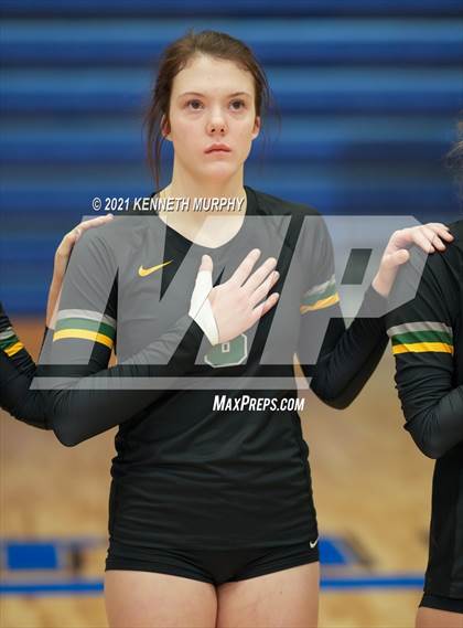 Thumbnail 3 in Gunter vs Boyd UIL 3A Region II Semi-Final photogallery.