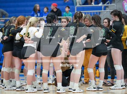 Thumbnail 3 in Gunter vs Boyd UIL 3A Region II Semi-Final photogallery.