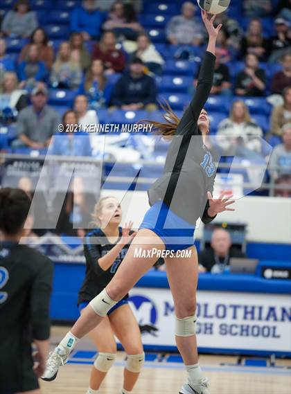 Thumbnail 2 in Gunter vs Boyd UIL 3A Region II Semi-Final photogallery.