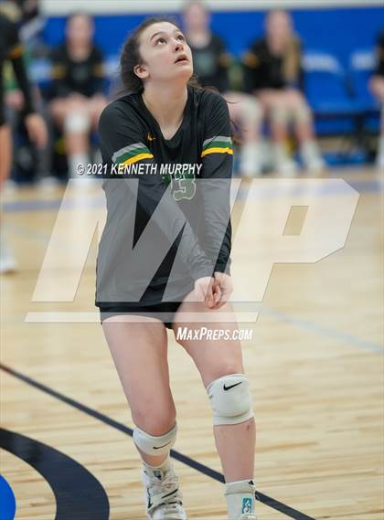 Thumbnail 3 in Gunter vs Boyd UIL 3A Region II Semi-Final photogallery.