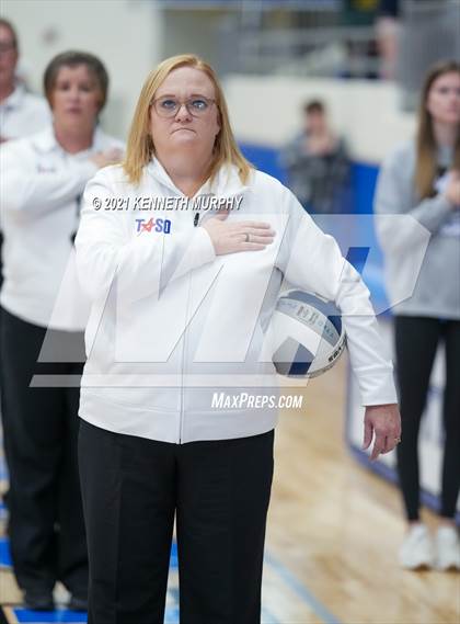 Thumbnail 3 in Gunter vs Boyd UIL 3A Region II Semi-Final photogallery.