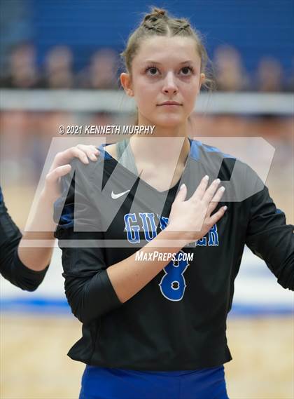 Thumbnail 2 in Gunter vs Boyd UIL 3A Region II Semi-Final photogallery.