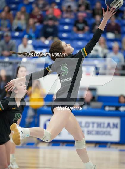Thumbnail 3 in Gunter vs Boyd UIL 3A Region II Semi-Final photogallery.