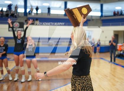 Thumbnail 1 in Gunter vs Boyd UIL 3A Region II Semi-Final photogallery.