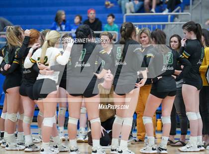 Thumbnail 1 in Gunter vs Boyd UIL 3A Region II Semi-Final photogallery.