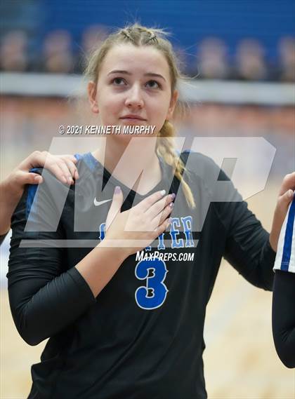 Thumbnail 2 in Gunter vs Boyd UIL 3A Region II Semi-Final photogallery.