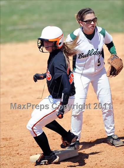 Thumbnail 3 in Grissom [Virgil I.] vs. Holtville (Bob Jones Tournament) photogallery.