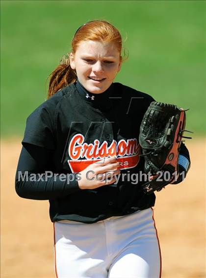 Thumbnail 1 in Grissom [Virgil I.] vs. Holtville (Bob Jones Tournament) photogallery.
