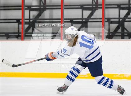 Thumbnail 3 in Portledge vs. Lawrenceville School photogallery.
