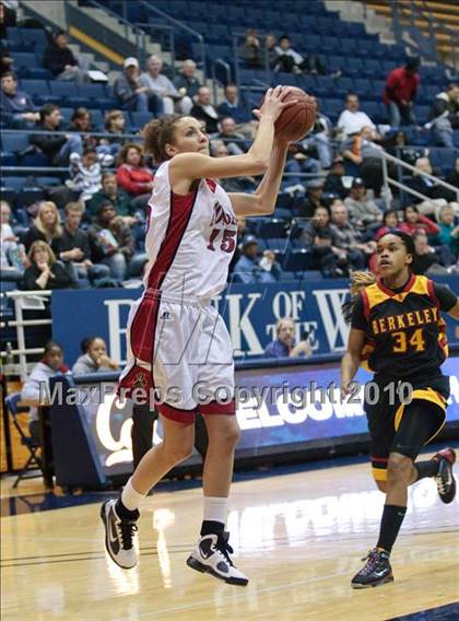 Thumbnail 1 in Carondelet vs. Berkeley (MLK Classic) photogallery.