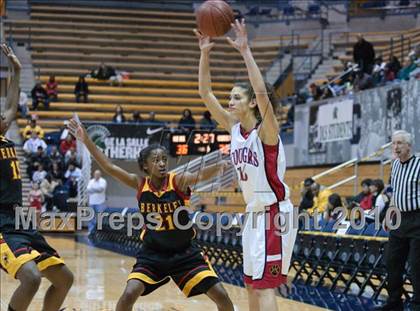 Thumbnail 2 in Carondelet vs. Berkeley (MLK Classic) photogallery.