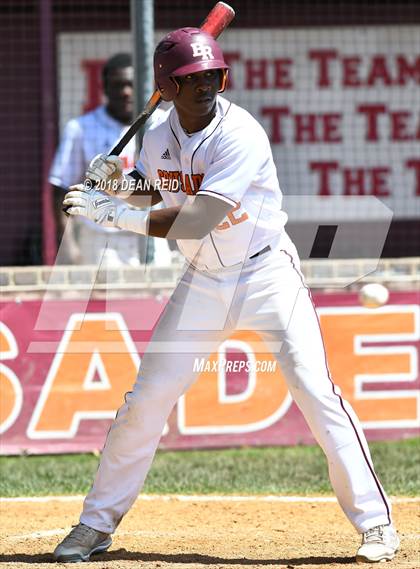 Thumbnail 3 in Richards @ Brother Rice (IHSA Class 4A Regional Final) photogallery.