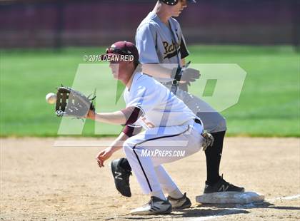 Thumbnail 1 in Richards @ Brother Rice (IHSA Class 4A Regional Final) photogallery.