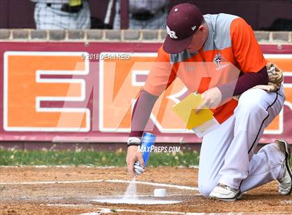 Thumbnail 3 in Richards @ Brother Rice (IHSA Class 4A Regional Final) photogallery.