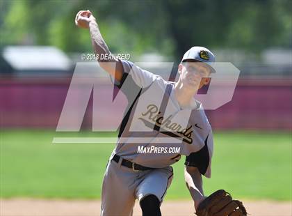 Thumbnail 1 in Richards @ Brother Rice (IHSA Class 4A Regional Final) photogallery.