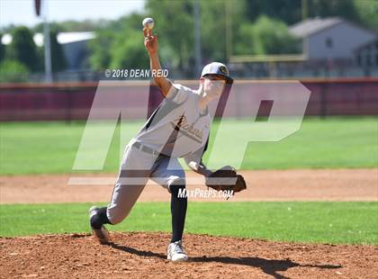 Thumbnail 1 in Richards @ Brother Rice (IHSA Class 4A Regional Final) photogallery.