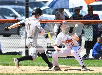 Thumbnail 1 in Richards @ Brother Rice (IHSA Class 4A Regional Final) photogallery.