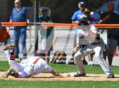 Thumbnail 2 in Richards @ Brother Rice (IHSA Class 4A Regional Final) photogallery.