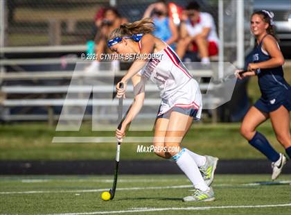 Thumbnail 3 in Kent Denver vs St. Mary's Academy photogallery.