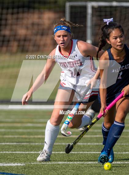 Thumbnail 2 in Kent Denver vs St. Mary's Academy photogallery.