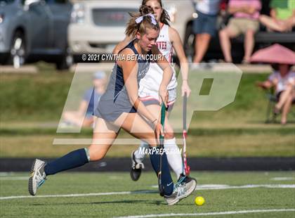 Thumbnail 2 in Kent Denver vs St. Mary's Academy photogallery.