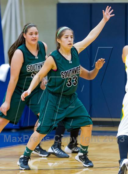 Thumbnail 2 in Holmes vs Southwest photogallery.