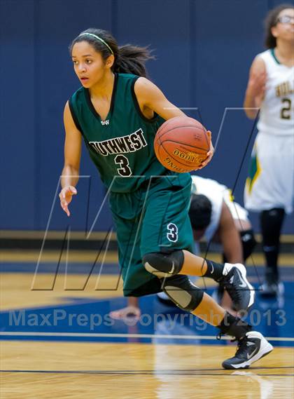 Thumbnail 2 in Holmes vs Southwest photogallery.