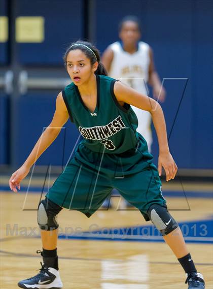 Thumbnail 3 in Holmes vs Southwest photogallery.