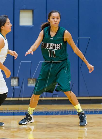Thumbnail 1 in Holmes vs Southwest photogallery.