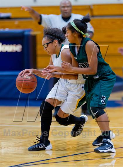 Thumbnail 3 in Holmes vs Southwest photogallery.