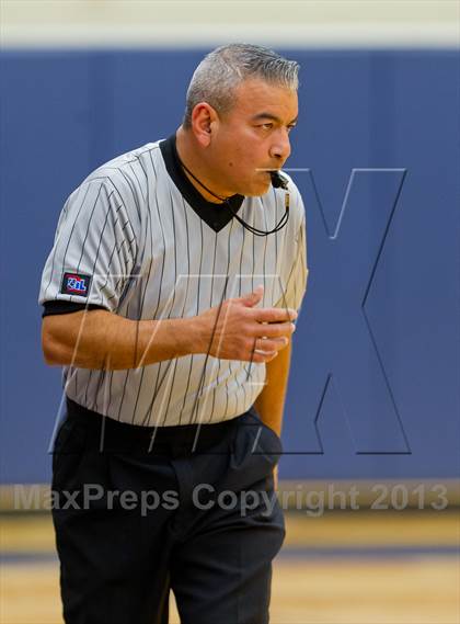 Thumbnail 1 in Holmes vs Southwest photogallery.