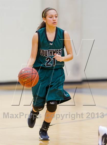 Thumbnail 3 in Holmes vs Southwest photogallery.