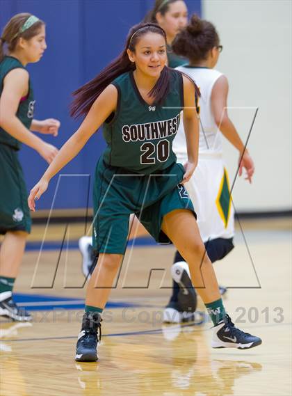 Thumbnail 2 in Holmes vs Southwest photogallery.