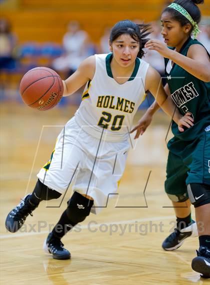 Thumbnail 3 in Holmes vs Southwest photogallery.