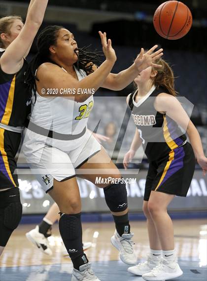 Thumbnail 1 in Hutchison vs. Lipscomb Academy photogallery.