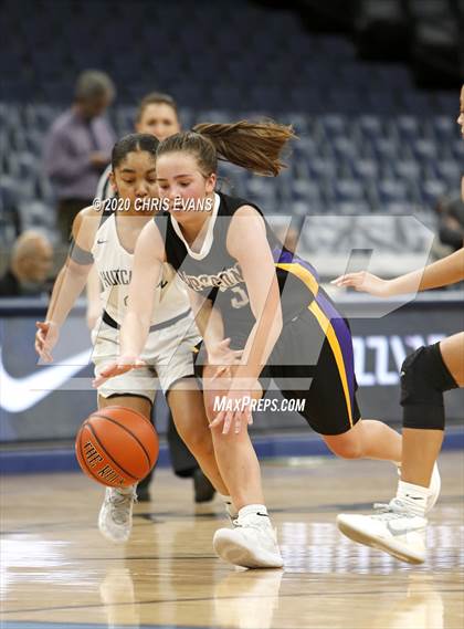 Thumbnail 1 in Hutchison vs. Lipscomb Academy photogallery.