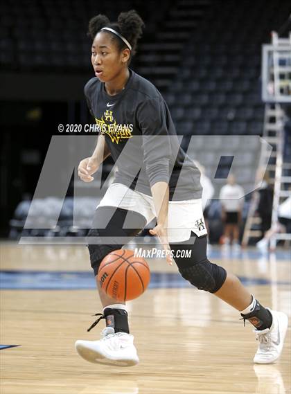 Thumbnail 3 in Hutchison vs. Lipscomb Academy photogallery.