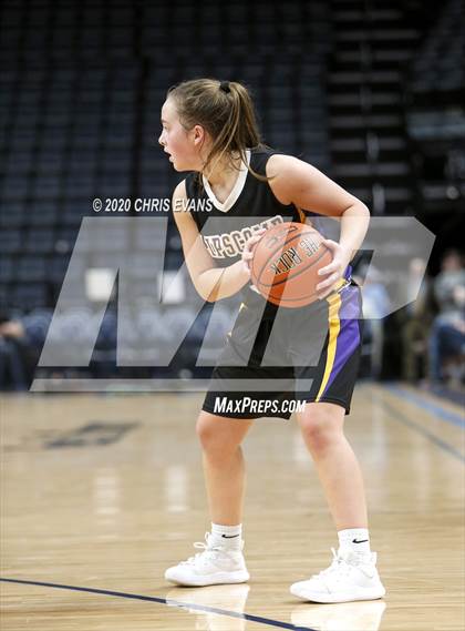 Thumbnail 2 in Hutchison vs. Lipscomb Academy photogallery.