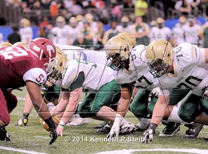 Thumbnail 2 in Destrehan vs. Acadiana (LHSAA Class 5A Final )  photogallery.