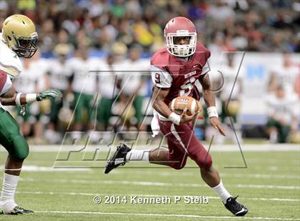 Thumbnail 3 in Destrehan vs. Acadiana (LHSAA Class 5A Final )  photogallery.