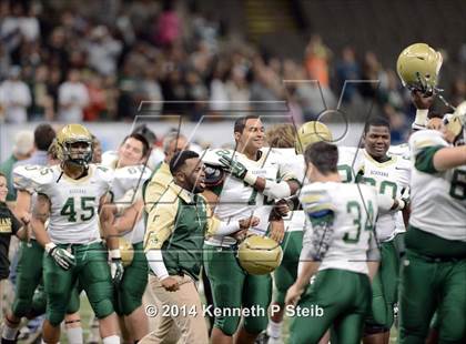 Thumbnail 3 in Destrehan vs. Acadiana (LHSAA Class 5A Final )  photogallery.