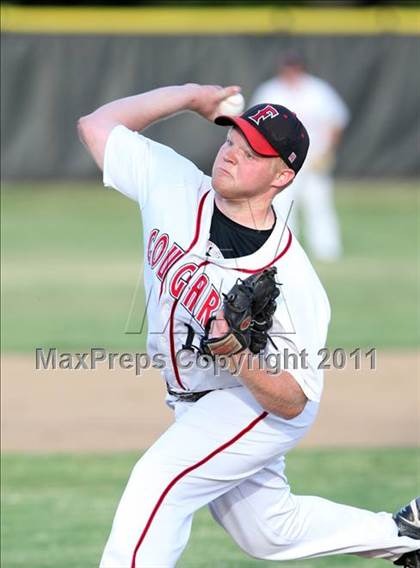 Thumbnail 3 in Foothill vs. Paradise (CIF NS D1 Playoffs) photogallery.