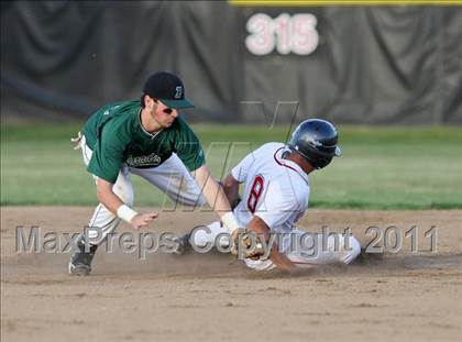 Thumbnail 3 in Foothill vs. Paradise (CIF NS D1 Playoffs) photogallery.