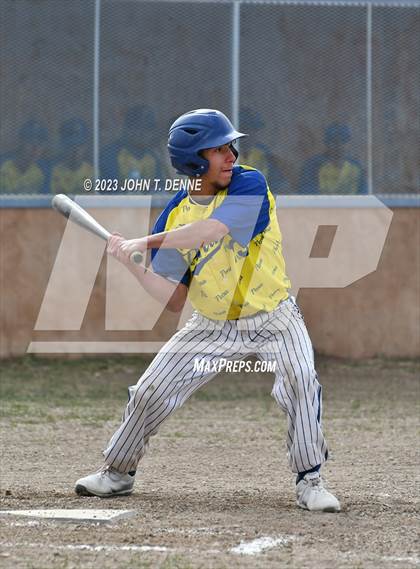 Thumbnail 3 in Questa @ Penasco photogallery.