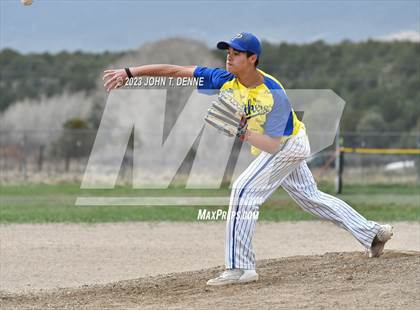 Thumbnail 3 in Questa @ Penasco photogallery.