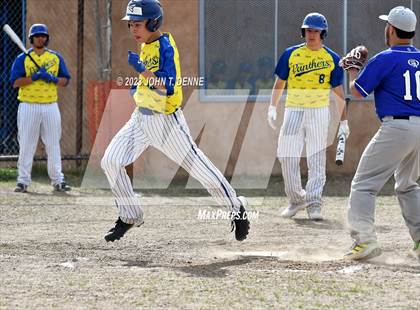 Thumbnail 2 in Questa @ Penasco photogallery.