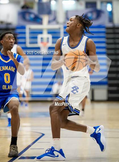 Thumbnail 3 in Burke County vs. Denmark-Olar (100 Black Men of Augusta Thanksgiving Classic) photogallery.