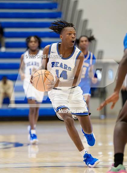 Thumbnail 2 in Burke County vs. Denmark-Olar (100 Black Men of Augusta Thanksgiving Classic) photogallery.