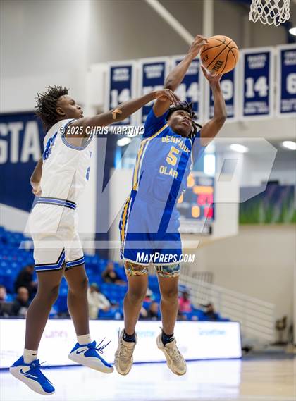 Thumbnail 3 in Burke County vs. Denmark-Olar (100 Black Men of Augusta Thanksgiving Classic) photogallery.
