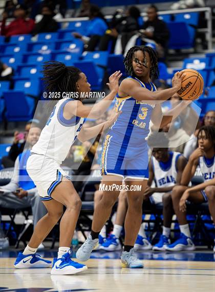 Thumbnail 1 in Burke County vs. Denmark-Olar (100 Black Men of Augusta Thanksgiving Classic) photogallery.
